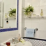 Oda ve Kahvaltı A Casa Di Tiziana - 4*